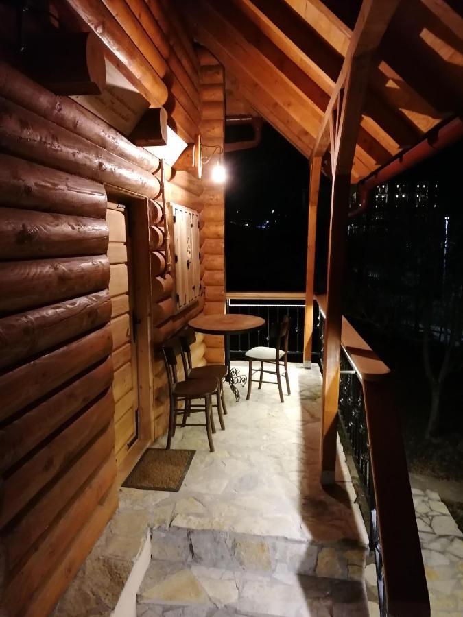 Apartmani Zuti Leptir Vrdnik Exterior photo