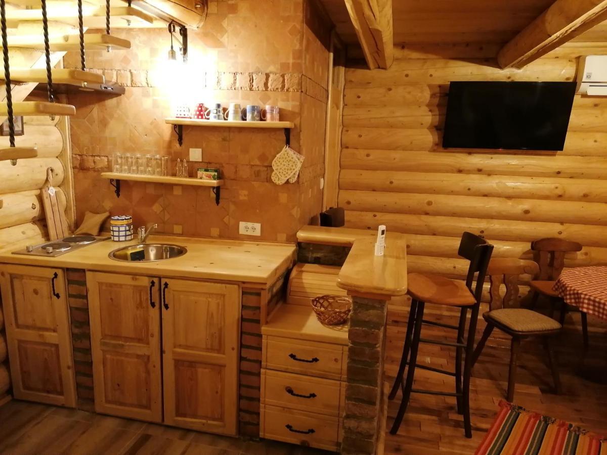 Apartmani Zuti Leptir Vrdnik Exterior photo