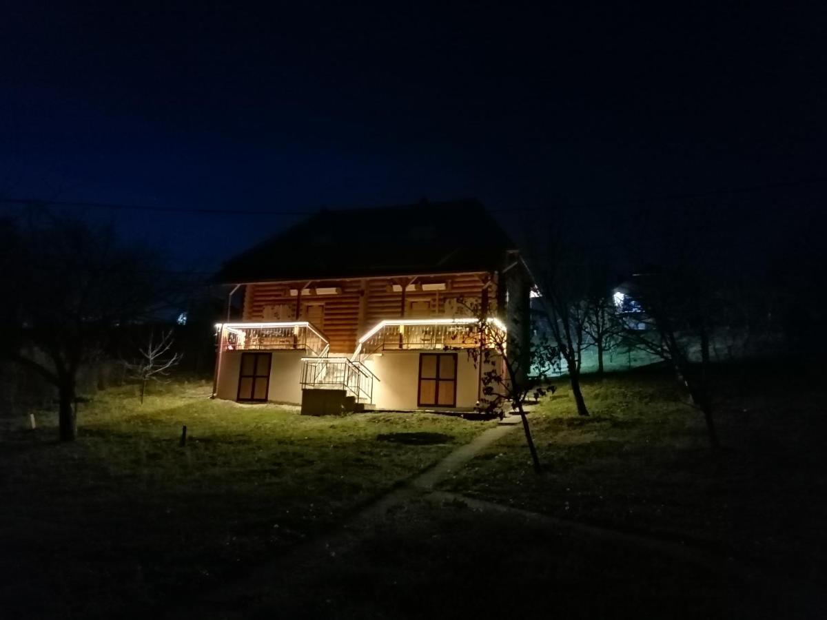 Apartmani Zuti Leptir Vrdnik Exterior photo