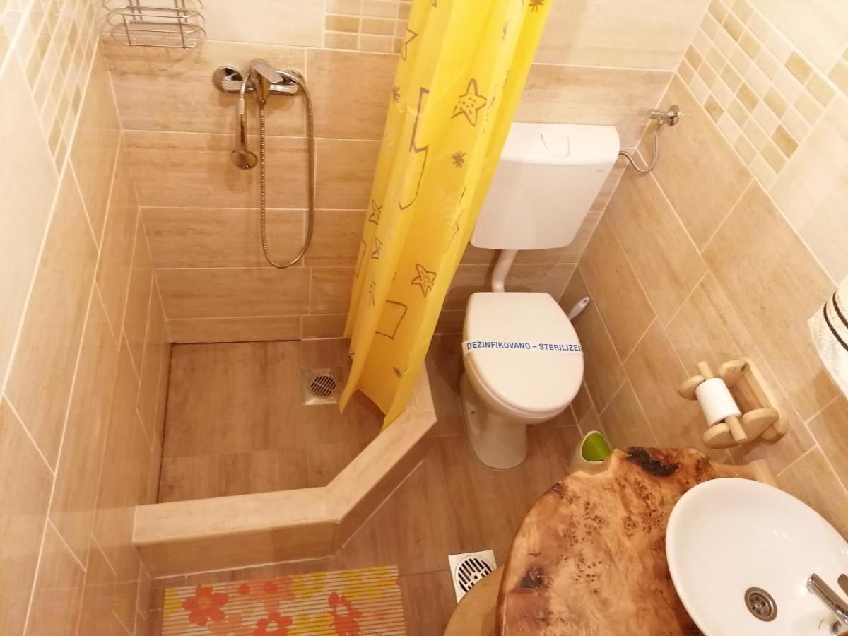 Apartmani Zuti Leptir Vrdnik Exterior photo